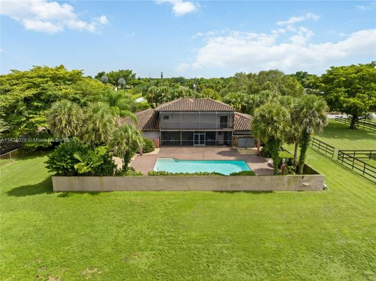 Backyard, Exterior, Pool