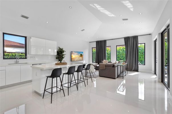 Interior, Kitchen, Living room, Recessed Lighting