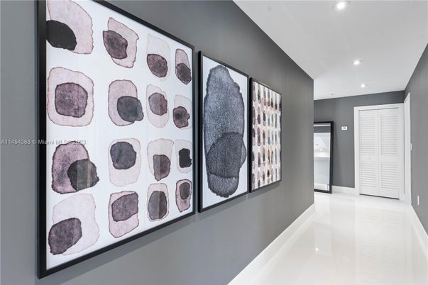 Interior, Recessed Lighting