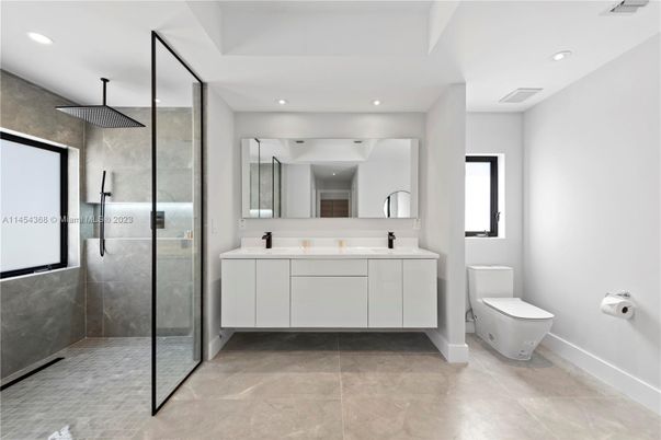 Bathroom, Dual Sink Vanities, Glass Shower, Interior, Recessed Lighting
