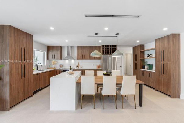 Interior, Kitchen, Pendant Lights, Recessed Lighting