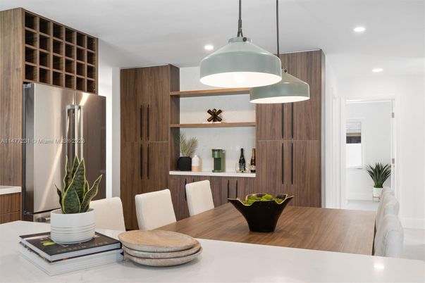 Dining room, Interior, Kitchen, Pendant Lights, Recessed Lighting