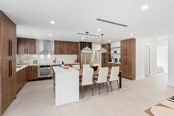 Dining room, Interior, Kitchen, Pendant Lights, Recessed Lighting