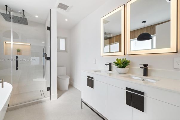 Bathroom, Dual Sink Vanities, Glass Shower, Interior, Pendant Lights, Recessed Lighting