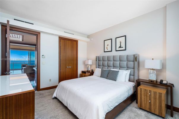 Bedroom, Interior, Water