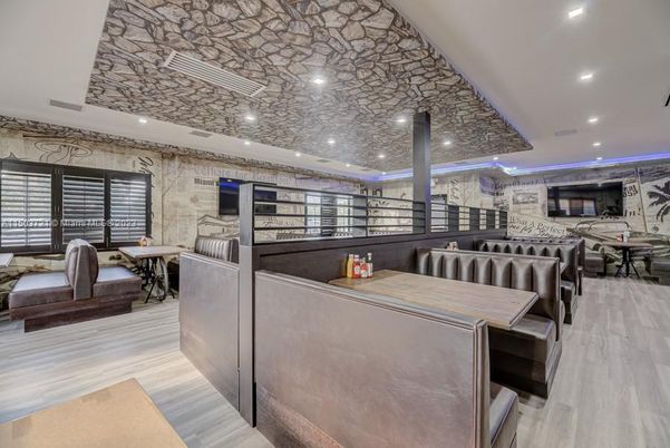 Dining room, Interior, Recessed Lighting, Stone Walls, Wood Texture Flooring