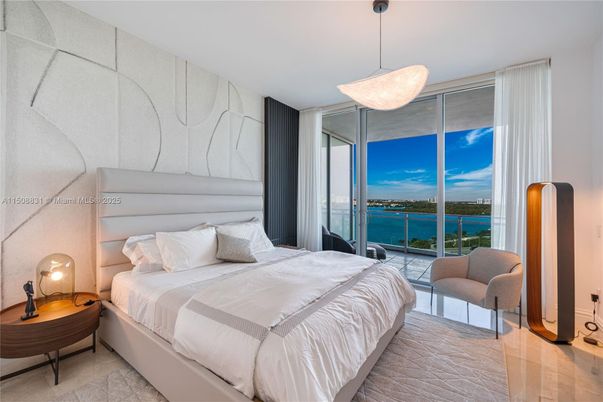 Bedroom, Interior, Pendant Lights, Water