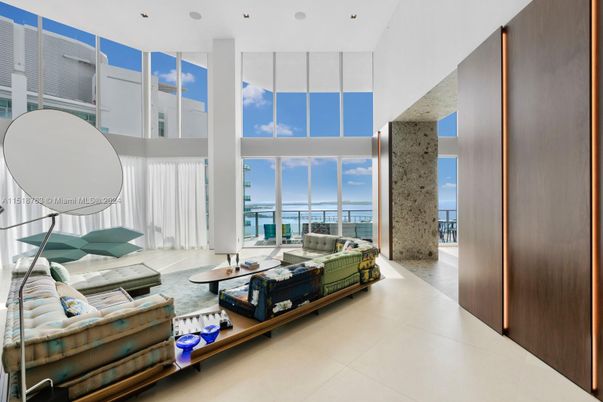 Interior, Living room, Recessed Lighting, Water