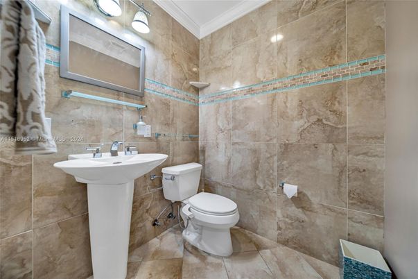 Bathroom, Interior