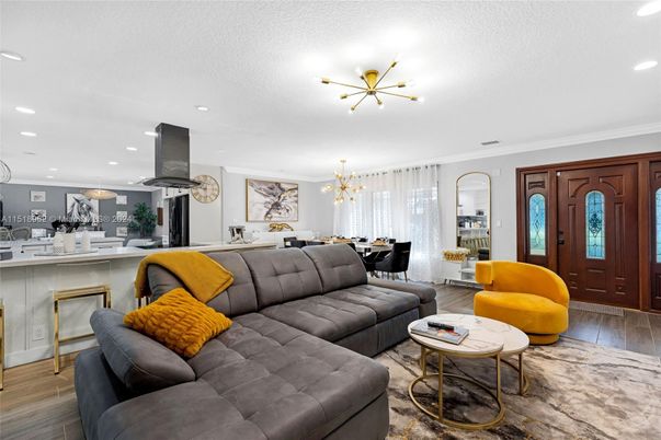 Dining room, Interior, Living room, Pendant Lights, Recessed Lighting, Wood Texture Flooring