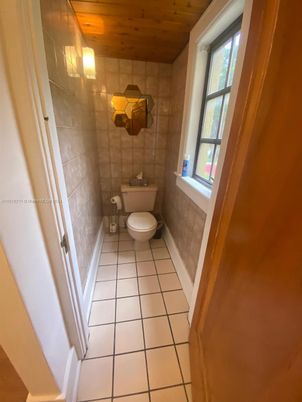 Bathroom, Interior, Wooden Ceilings