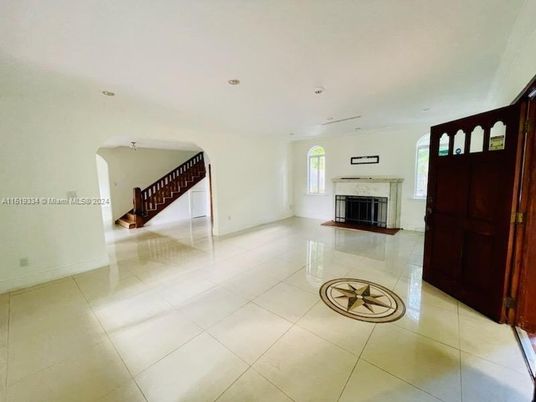 Empty room, Fireplace, Interior, Recessed Lighting