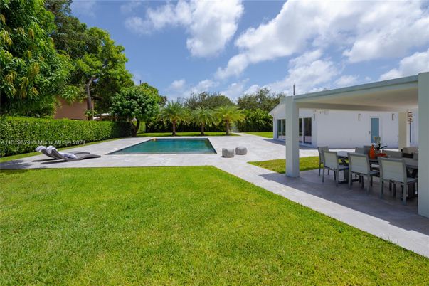 Backyard, Exterior, Pool