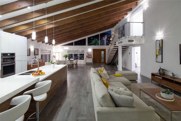 Dining room, Interior, Kitchen, Living room, Pendant Lights, Stainless Steel Appliances, Wooden Beams, Wooden Ceilings, Wood Texture Flooring