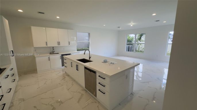 Interior, Kitchen, Marble, Recessed Lighting