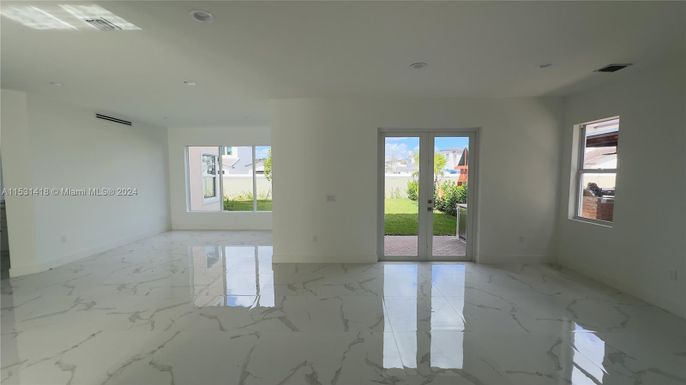 Empty room, Interior, Marble, Recessed Lighting