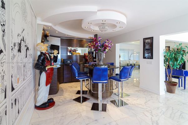 Dining room, Interior, Marble, Recessed Lighting