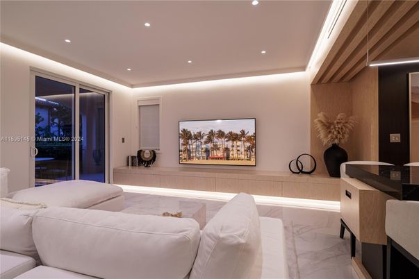 Interior, Living room, Marble, Recessed Lighting