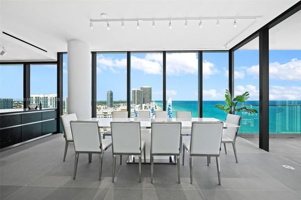 Dining room, Interior, Water