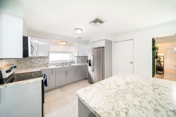 Interior, Kitchen, Stainless Steel Appliances