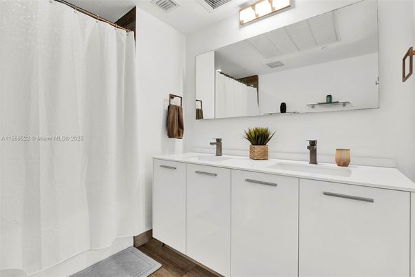 Bathroom, Dual Sink Vanities, Interior, Wood Texture Flooring