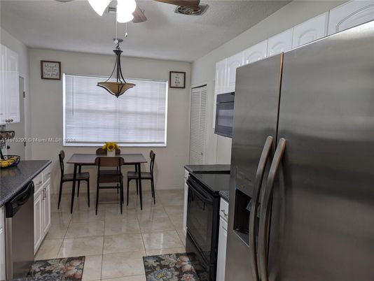 Dining room, Interior, Kitchen, Pendant Lights