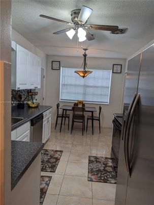 Dining room, Interior, Kitchen, Pendant Lights