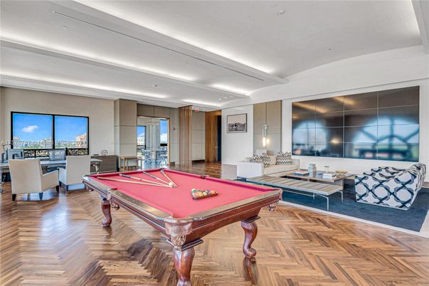 Billiard Table, Game Room, Interior, Living room, Recessed Lighting, Wood Texture Flooring
