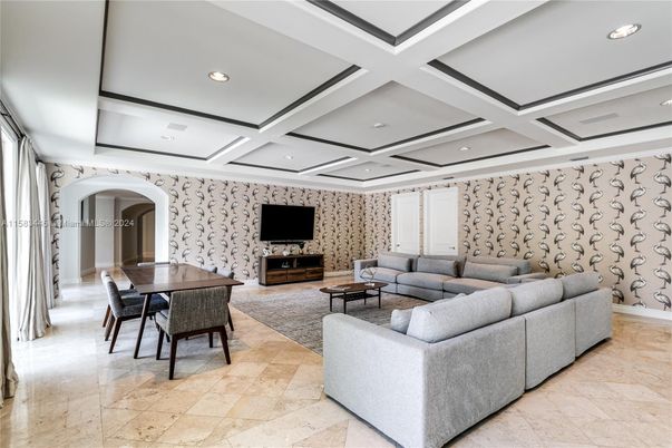Dining room, Interior, Living room, Recessed Lighting