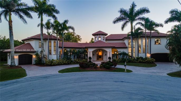 Attached, Backyard, Exterior, Facade, Mediterranean