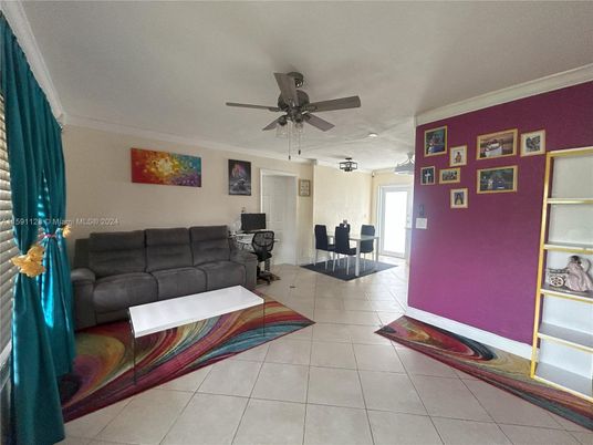 Dining room, Interior