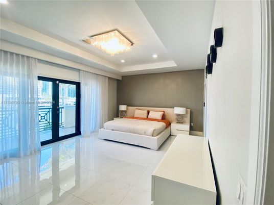 Bedroom, Interior, Marble, Recessed Lighting