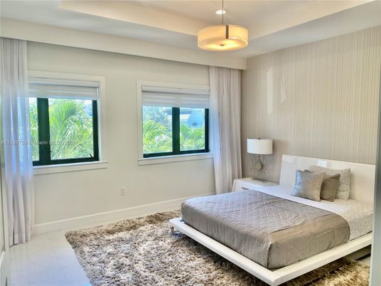 Bedroom, Interior, Pendant Lights