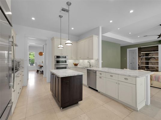 Interior, Kitchen, Pendant Lights, Recessed Lighting, Stainless Steel Appliances
