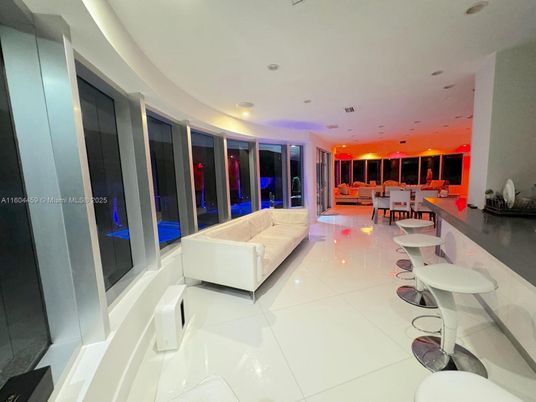 Dining room, Interior, Living room, Recessed Lighting