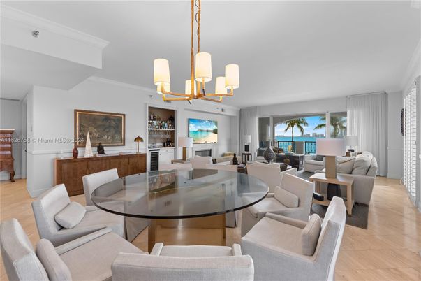 Chandelier, Dining room, Interior, Living room, Water