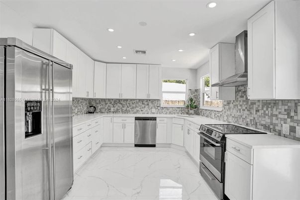 Interior, Kitchen, Marble, Recessed Lighting, Stainless Steel Appliances