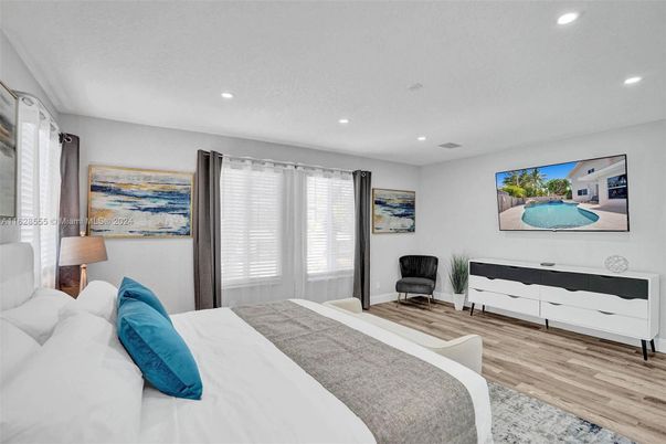 Bedroom, Interior, Recessed Lighting, Wood Texture Flooring