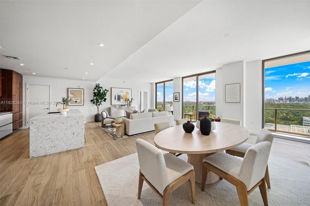 Dining room, Interior, Living room, Recessed Lighting, Wood Texture Flooring