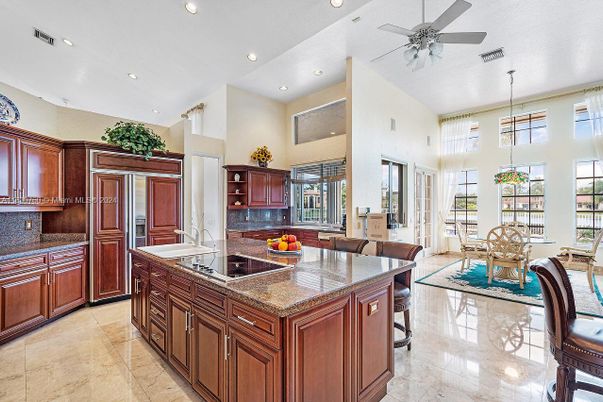 Dining room, Interior, Kitchen, Recessed Lighting