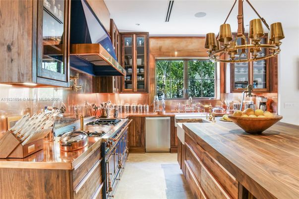 Chandelier, Dining room, Interior, Kitchen, Recessed Lighting