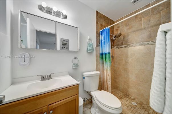 Bathroom, Interior