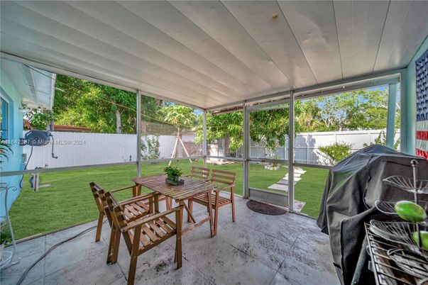 Dining room, Interior, Sun Room