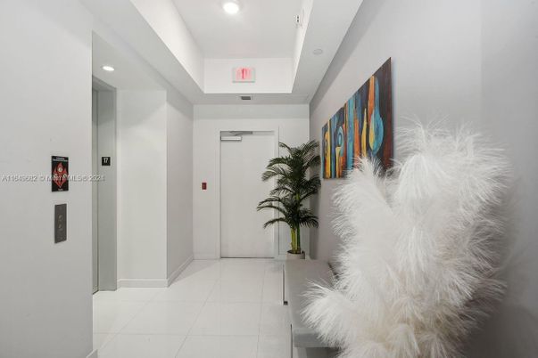 Elevator, Interior, Recessed Lighting