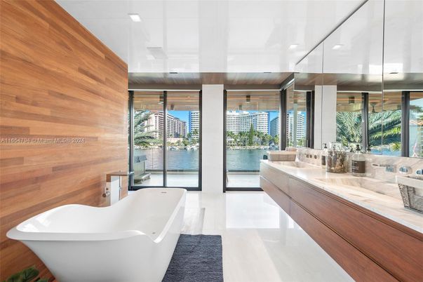 Bathroom, Dual Sink Vanities, Free Standing Baths, Interior, Recessed Lighting, Wooden Walls