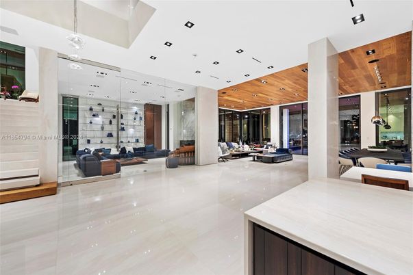 Interior, Living room, Pendant Lights, Recessed Lighting, Wooden Ceilings