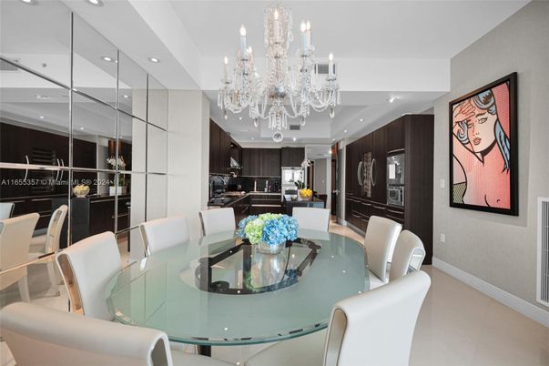 Chandelier, Dining room, Interior, Kitchen, Recessed Lighting
