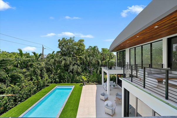 Backyard, Exterior, Pool