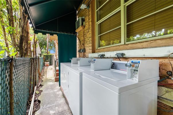 Exterior, Washer
