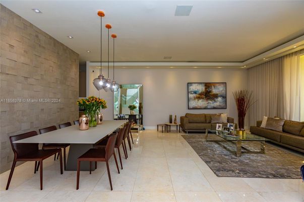 Dining room, Interior, Living room, Pendant Lights, Recessed Lighting, Stone Walls